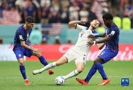 为什么“赢了钱想买房，输了钱想卖房”是典型的不成熟表现？（为何“赚了钱想买房、亏了钱想卖房”被视为不成熟的典型表现？）